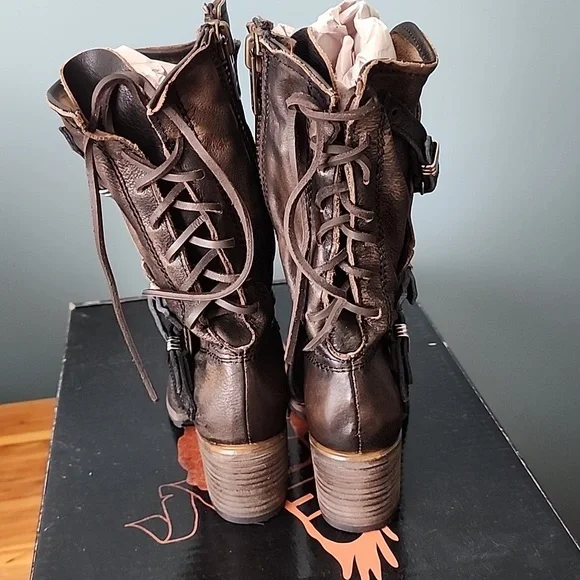 Freebird Cora - Picture 5 of 9